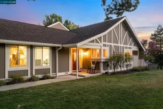 Photo #1: 41063437 Listing