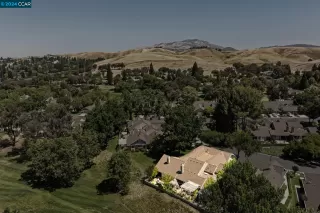 Photo #4: 41063437 Listing
