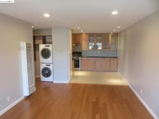 Photo #4: 41063469 Listing