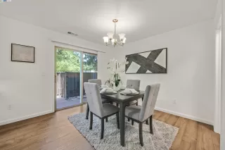 Photo #4: 41063593 Listing