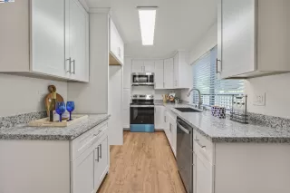 Photo #6: 41063593 Listing