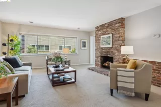 Photo #2: 41063598 Listing