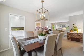 Photo #4: 41063598 Listing