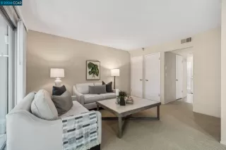 Photo #5: 41063613 Listing