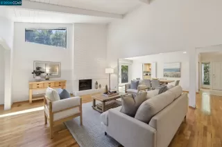 Photo #6: 41063647 Listing