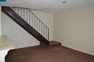 Photo #5: 41063669 Listing