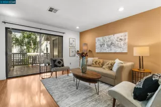 Photo #2: 41063686 Listing