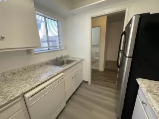 Photo #2: 41063713 Listing