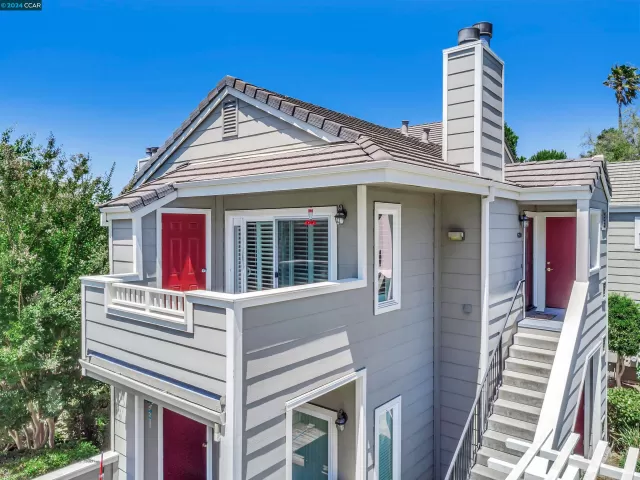 MLS: 41063813 Condo For Sale