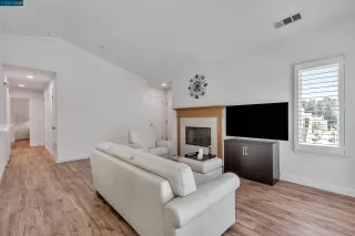 Photo #3: 41063813 Listing