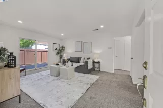 Photo #1: 41063919 Listing 