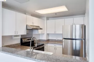 Photo #4: 41063959 Listing