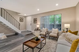 Photo #2: 41063976 Listing