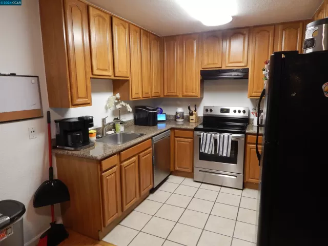 MLS: 41064043 Condo For Sale