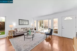 Photo #5: 41064093 Listing