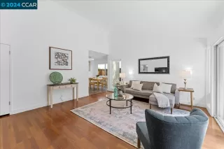 Photo #6: 41064093 Listing