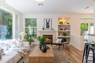 More Details about MLS # 41064182 : 2220 WHITETAIL LN