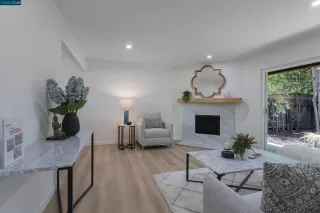 Photo #2: 41064197 Listing