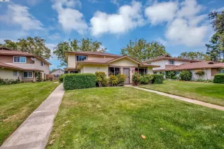 Photo #2: 41064236 Listing 