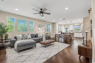Click for more information on MLS # 41064264 : 550 RYAN TER More Details about MLS # 41064264 : 550 RYAN TER