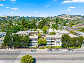 Photo #2: 41064265 Listing