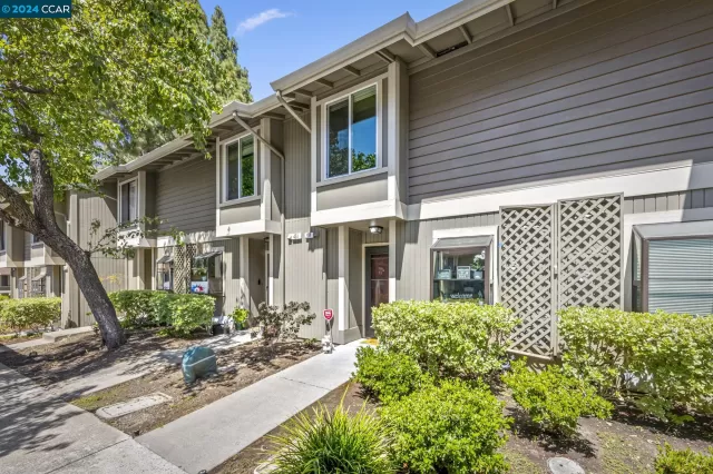 MLS: 41064357 Condo For Sale