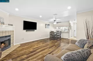 Photo #2: 41064357 Listing