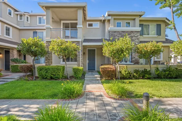 MLS: 41064505 Condo For Sale