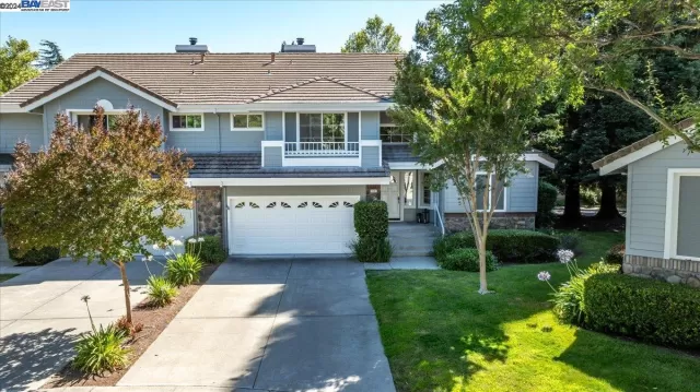 MLS: 41064684 Condo For Sale