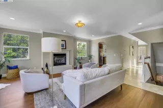 Photo #3: 41064776 Listing