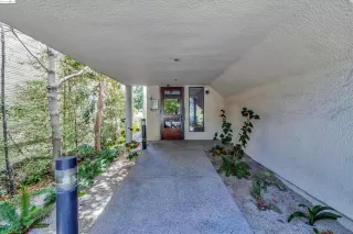 Photo #2: 41064778 Listing