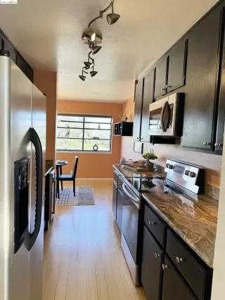 Photo #5: 41064819 Listing