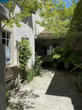 Photo #1: 41064855 Listing 