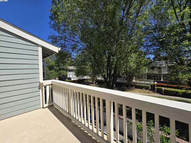 MLS: 41064863 Condo For Sale