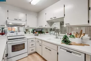 Photo #6: 41064921 Listing