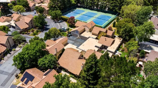 MLS: 41065018 Condo For Sale