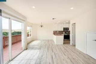 Photo #6: 41065110 Listing