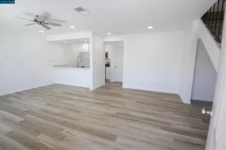 Photo #3: 41065240 Listing