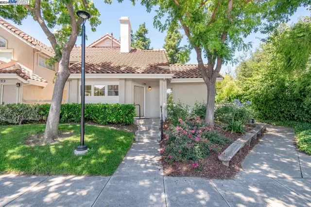 MLS: 41065245 Condo For Sale