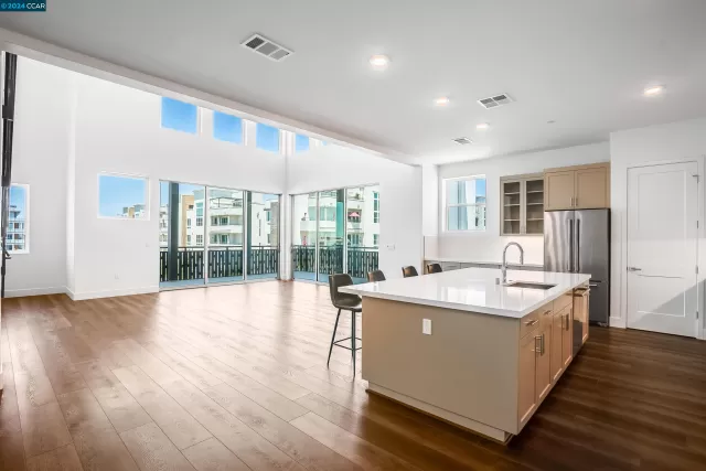 MLS: 41065269 Condo For Sale