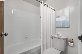 Photo #6: 41065411 Listing 