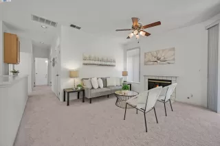 Photo #5: 41065443 Listing