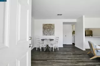 Photo #3: 41065460 Listing