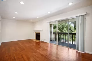 Photo #1: 41065467 Listing