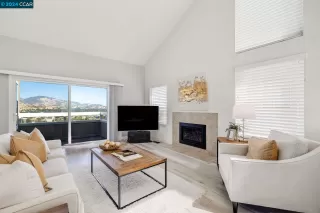 Photo #2: 41065692 Listing