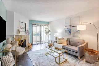 More Details about MLS # 41065802 : 26088 KAY AVE # 310