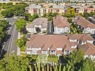More Details about MLS # 41065877 : 4860 SWINFORD CT