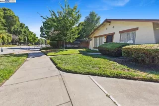 Photo #2: 41065997 Listing 