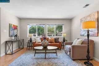 Photo #1: 41066119 Listing