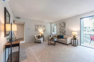 Photo #2: 41066120 Listing 